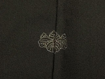 平和屋着物＃羽織　総刺繍　吉祥草花文　黒地　正絹　逸品　CABF1307in
