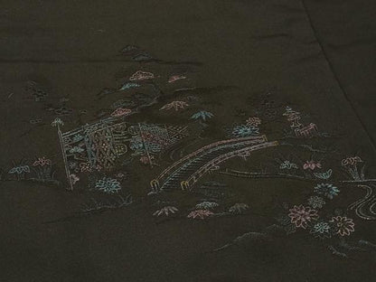 平和屋着物＃羽織　寿光織　風景草花文　黒地　正絹　逸品　CABF1308in
