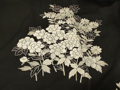 平和屋着物＃羽織　総刺繍　草花文　黒地　正絹　逸品　CABF1354in