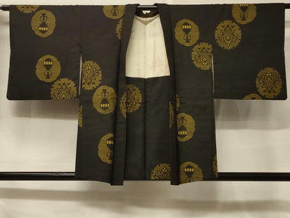 平和屋着物＃本場大島紬　羽織　地空　雪輪陶器花文　正絹　逸品　CABF1406in