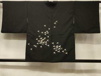 平和屋着物＃羽織　総刺繍　飛鶴文　黒地　正絹　逸品　CABF1408in