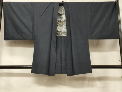 平和屋着物＃男性　本場大島紬　羽織　80亀甲　総詰め　正絹　逸品　CABF1409in