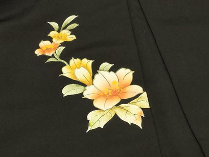 平和屋着物＃羽織　枝花文　黒地　金彩　正絹　逸品　CABF1410in