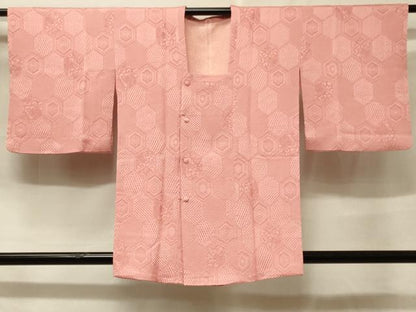 平和屋着物＃道行コート　色無地　亀甲花唐草地紋　珊瑚色　正絹　逸品　CABF1424in