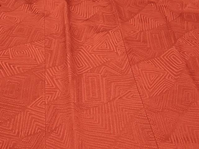 平和屋着物＃道行コート　色無地　幾何学地紋　赤丹色　正絹　逸品　CABF1427in