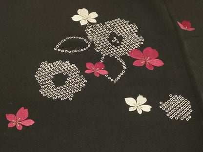 平和屋着物＃羽織　刺繍　草花文　黒地　金糸　正絹　逸品　CABF1444in