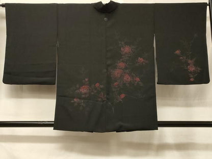 平和屋着物＃羽織　寿光織　バラ　薔薇　黒地　正絹　逸品　CABF1449in