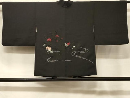 平和屋着物＃羽織　絞り　刺繍　流水草花文　黒地　銀糸　正絹　逸品　CABF1450in