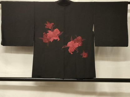 平和屋着物＃羽織　総刺繍　カトレア　黒地　金糸　正絹　逸品　未使用　CABF1493in