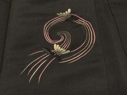 平和屋着物＃羽織　総刺繍　舞菊文　黒地　銀糸　正絹　逸品　CABF1495in