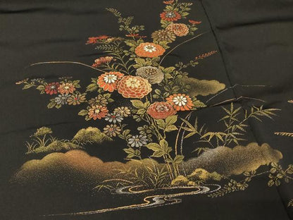 平和屋着物＃羽織　寿光織　雲取り草花文　黒地　金銀糸　正絹　逸品　CABF1513in