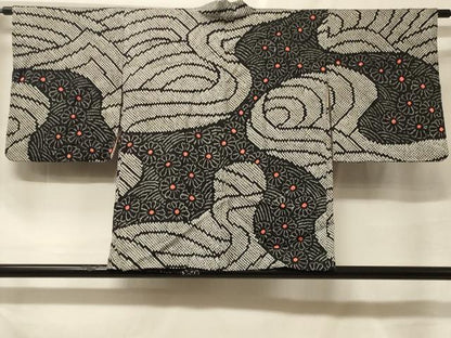 平和屋着物＃羽織　総絞り　流水菊文　黒地　正絹　逸品　CABF1522in