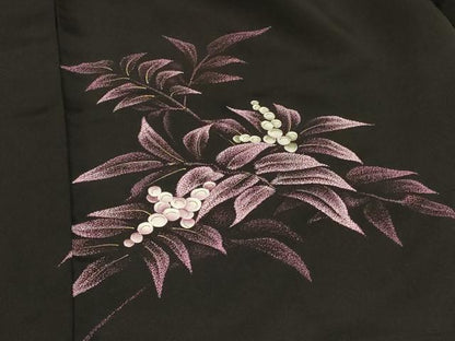 平和屋着物＃羽織　南天文　黒地　金彩　正絹　逸品　CABF1542in