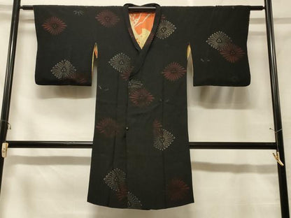 平和屋着物＃道中着　花菱文　黒地　ロング丈　正絹　逸品　CABF1582in