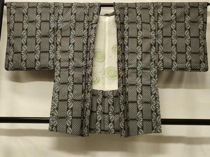 平和屋着物＃本場村山大島紬　羽織　格子花文　正絹　逸品　CABF1599in