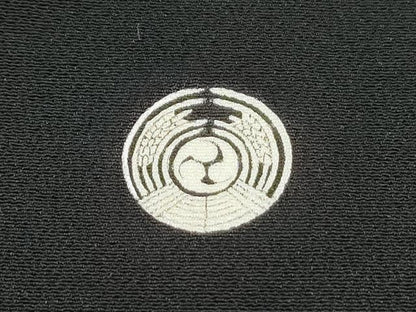 平和屋着物■豪華黒留袖　駒刺繍　地紙飛鳥花文　金彩　正絹　逸品　CABF1713th