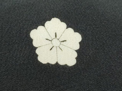 平和屋着物■豪華黒留袖　駒刺繍　熨斗花文　金彩　正絹　逸品　CABF1820th