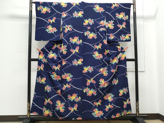 平和屋着物■上質な小紋　花蝶文　鬼しぼ縮緬　正絹　逸品　CABF1869th