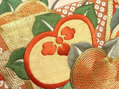 平和屋着物●アンティーク　大正ロマン　爪掻き本綴れ　丸帯　総刺繍　駒刺繍　檜扇橘文　金糸　正絹　逸品　CABF2786tx