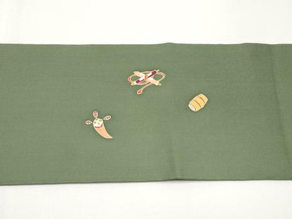 平和屋着物●塩瀬　九寸名古屋帯　駒刺繍　宝尽くし　金彩　正絹　逸品　未使用　CABF2790tx