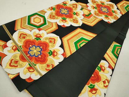 平和屋着物◎六通柄袋帯　唐織　正倉院亀甲花文　黒地　金糸　正絹　逸品　CABF2801ze
