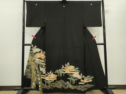平和屋着物■豪華黒留袖　駒刺繍　扇面飛鶴吉祥花文　金彩　正絹　逸品　CABF2931ze