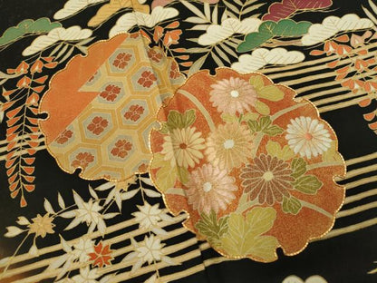平和屋着物■豪華黒留袖　駒刺繍　雪輪重ね草花文　暈し染め　金彩　正絹　逸品　CABF2937ze