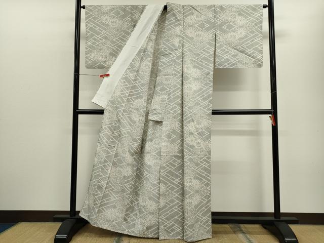 平和屋着物▽本場大島紬　白大島　単衣　7マルキ　檜垣草花文　正絹　逸品　CABF3038ze