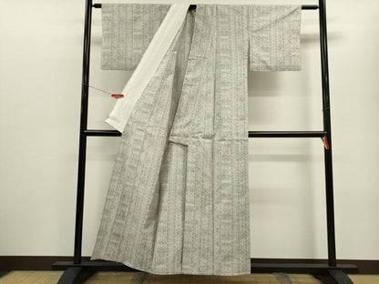 平和屋着物▽本場大島紬　白大島　単衣　9マルキ　吉祥草花間道　正絹　逸品　CABF3057ze