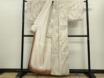 平和屋着物■本場大島紬 白大島 矢羽根文 正絹 逸品 CABF3193ze