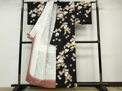 平和屋着物●上質な小紋　枝楓文　黒地　松坂屋扱い　正絹　逸品　CABF3246ut