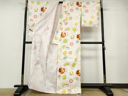 平和屋着物●小紋　猫　飴　鞠　洗える着物　CABF3248ut