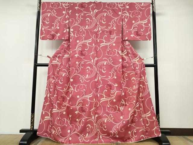 平和屋着物●小紋　舞蝶唐草文　洗える着物　CABF3250ut