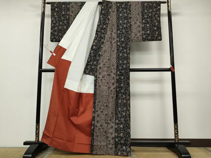 平和屋着物●本場大島紬　9マルキ　花唐草文　正絹　逸品　CABF3332ut