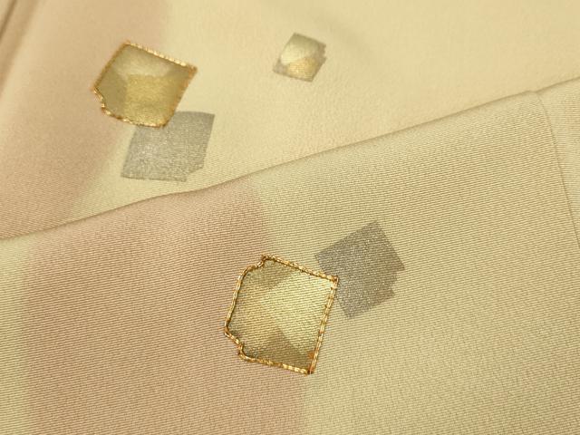 平和屋着物●訪問着　駒刺繍　破れ色紙立涌文　金銀彩　大丸扱い　正絹　逸品　未使用　CABF3356ut
