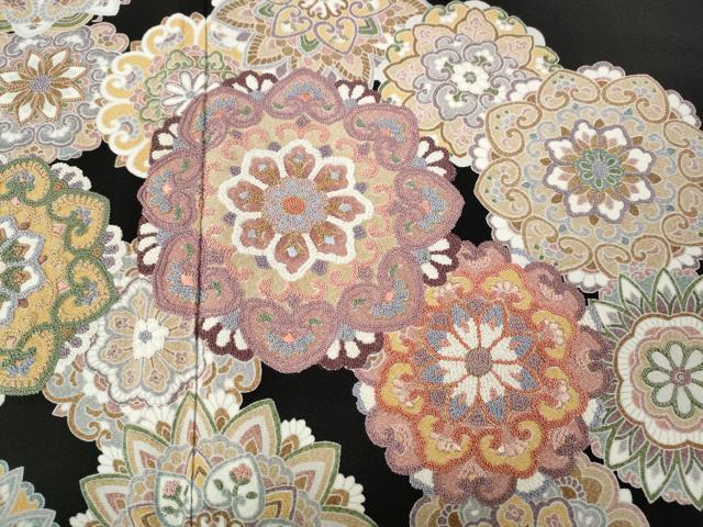 平和屋着物●中国三大刺繍　蘇州刺繍　黒留袖　正倉院花文　金糸　正絹　逸品　CABF3358ut