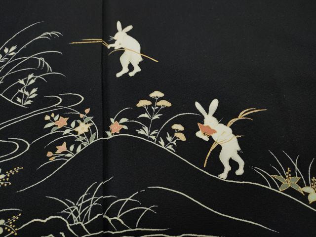 平和屋着物●訪問着　駒刺繍　兎　草花文　黒地　金彩　正絹　逸品　CABF3361ut
