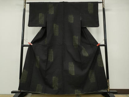 平和屋着物●本場結城紬　重要無形文化財　80亀甲　短冊重ね花文　飛び亀甲柄　正絹　逸品　CABF3364ut