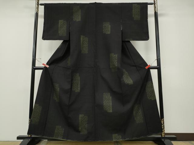 平和屋着物●本場結城紬　重要無形文化財　80亀甲　短冊重ね花文　飛び亀甲柄　正絹　逸品　CABF3364ut