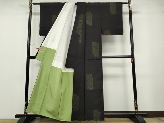平和屋着物●本場結城紬　重要無形文化財　80亀甲　短冊重ね花文　飛び亀甲柄　正絹　逸品　CABF3364ut