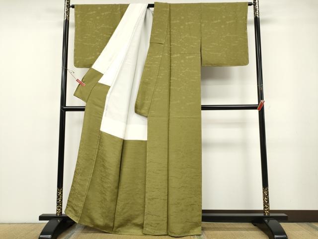 平和屋着物●上質な色無地　舞花地紋　梅幸茶色　正絹　逸品　未使用　CABC2102ut 平和屋着物○上質な色無地 舞花地紋 梅幸茶色 正絹 逸品 未使用