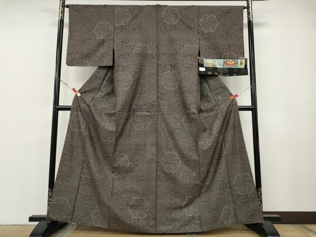 平和屋着物●本場大島紬　9マルキ　泥染め　捻梅　岩元高蔵作　証紙付き　正絹　逸品　CABF3406ut
