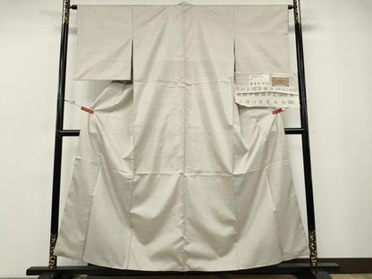 平和屋着物●本場大島紬　白大島紬　桑原織物 二代目　桑原啓之介　7マルキ　桑原織物謹製　ますいわ屋扱い　証紙付き　逸品　CABF3410ut