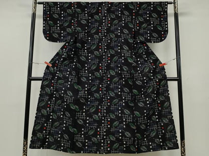 平和屋着物●久留米絣　単衣　舞葉文　綿　逸品　CABF3508ut