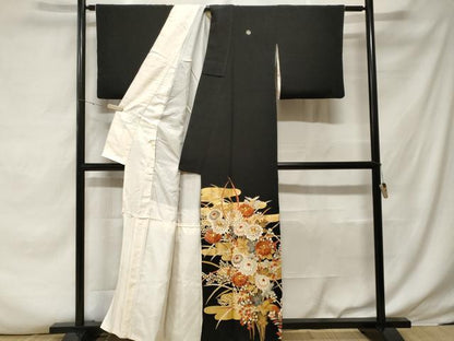 平和屋着物■豪華黒留袖 駒刺繍 エ霞草花文 金彩 正絹 逸品 CABF3604ev