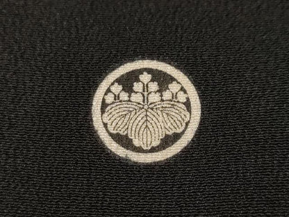 平和屋着物■豪華黒留袖 駒刺繍 エ霞草花文 金彩 正絹 逸品 CABF3604ev