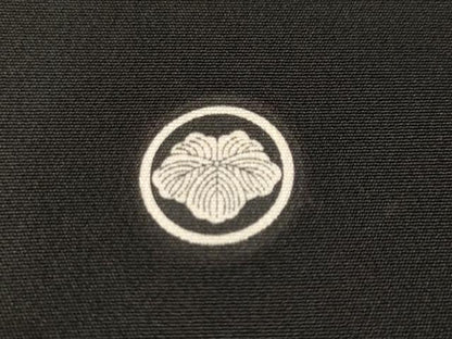 平和屋着物■豪華黒留袖 駒刺繍 立波松花文 暈し染め 金彩 正絹 逸品 CABF3608ev