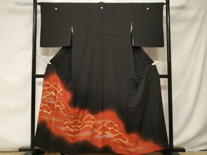 平和屋着物■豪華黒留袖 駒刺繍 箔散らし枝松文 暈し染め 金銀彩 正絹 逸品 CABF3609ev