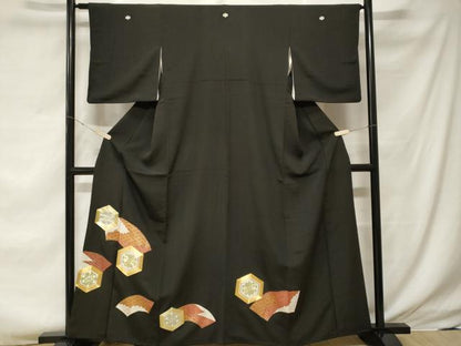 平和屋着物■豪華黒留袖 駒刺繍 地紙亀甲花文 金彩 正絹 逸品 CABF3745ev
