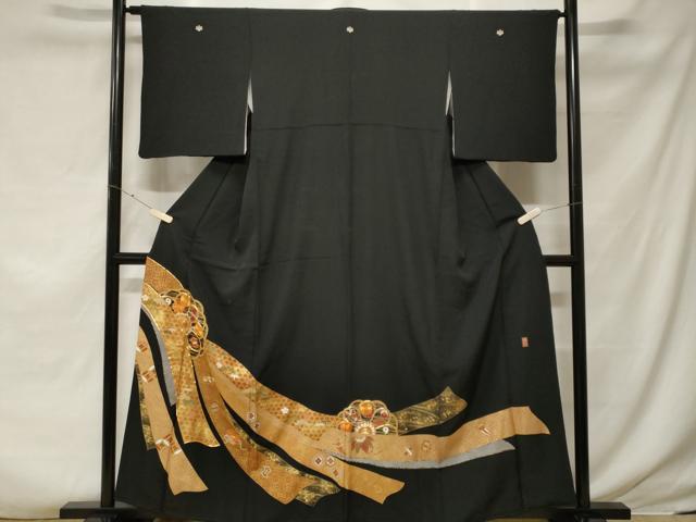 平和屋着物■豪華黒留袖　作家物　駒刺繍　熨斗松竹梅花文　金彩　正絹　逸品　CABF3767ev